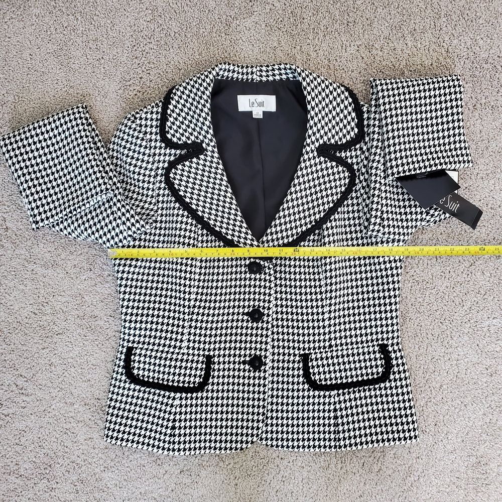 Le Suit Women's Houndstooth Blazer and Skirt Set (Size 12) - Picture 10 of 15